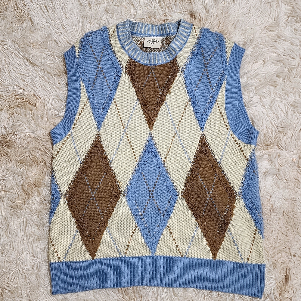 General Idea - Korean-styled Argyle Knit Sweater Vest